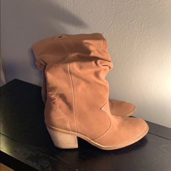 American Eagle boots - Picture 5 of 5